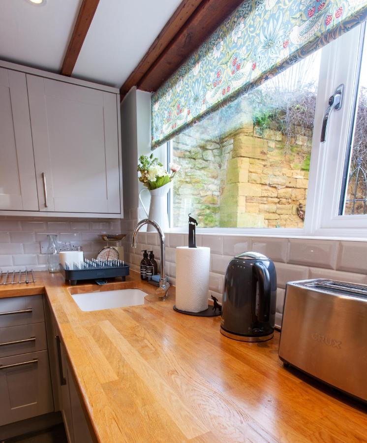 Moreton Cottage Bagian luar foto