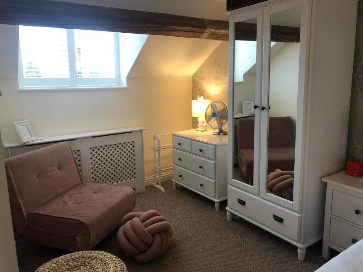 Moreton Cottage Bagian luar foto