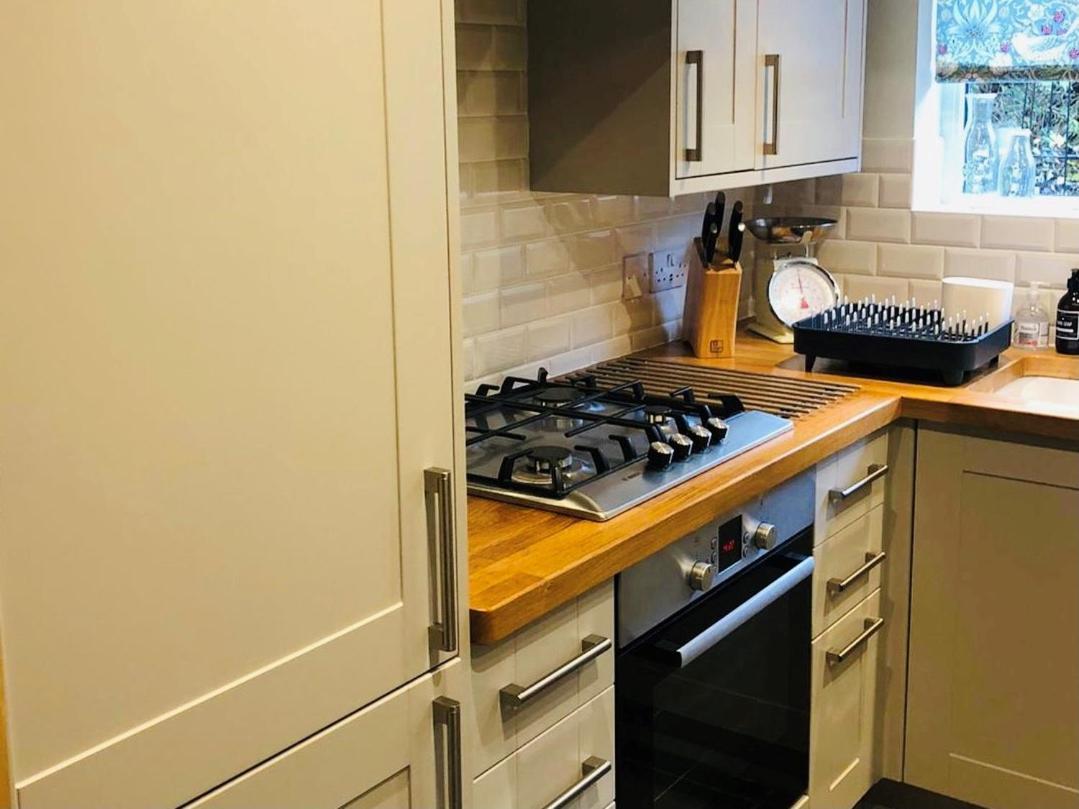 Moreton Cottage Bagian luar foto